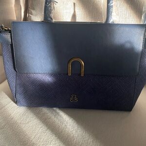 Chic Navy Shoulder Bag with Gold Accents